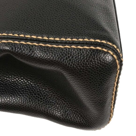 Chanel Black Calfskin Handbag - Picture 4 of 10